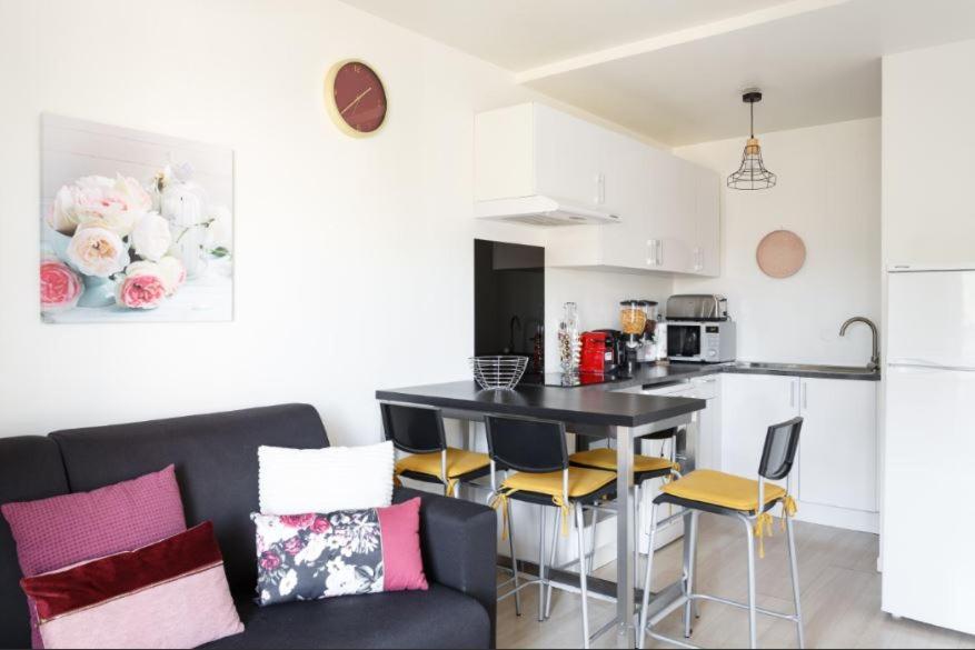 Appartement Cozy: 10/15 Min Des Champs Elysee Сартрувіль Екстер'єр фото