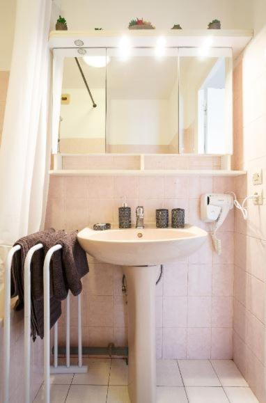 Appartement Cozy: 10/15 Min Des Champs Elysee Сартрувіль Екстер'єр фото
